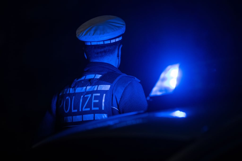 Die Polizei hat den Unfall in Bitterfeld aufgenommen. 