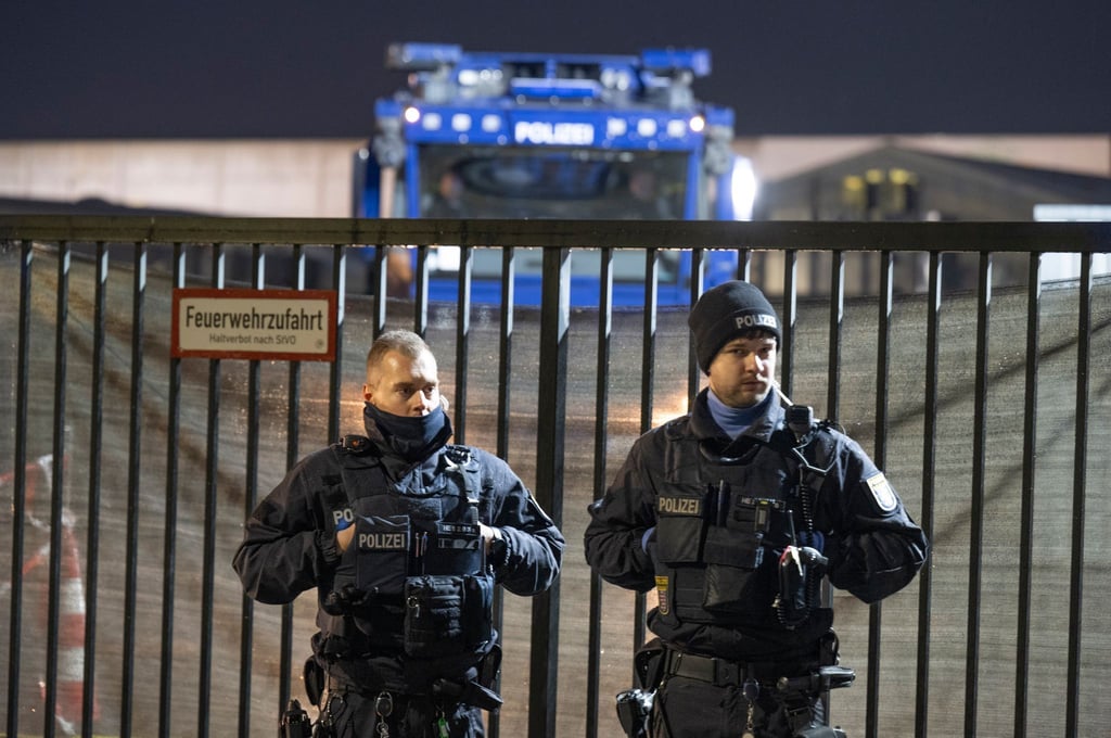 Die Polizei bereitet sich auf Proteste Zehntausender Menschen in Gießen vor, die gegen die geplante Neugründung der AfD-Jugendorganisation auf die Straße gehen wollen.