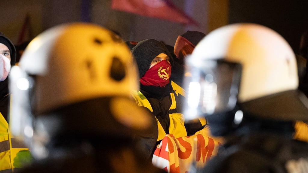 AfD-Gegner aus ganz Deutschland wurden in Gießen erwartet.