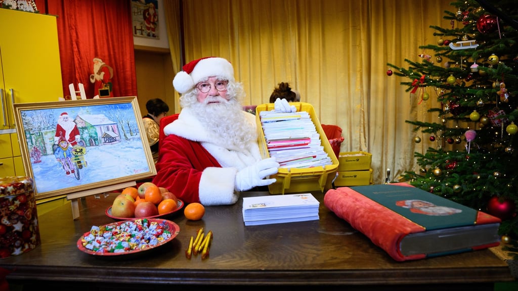 In Himmelpfort ist die zentrale Poststelle des Weihnachtsmannes in Brandenburg. (Archivbild)