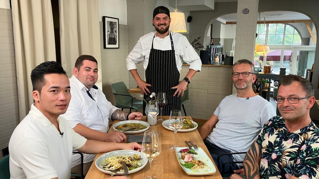 Die Köche Duc Trung Tran, Sascha Oldenburg, Luca Turchet, Denny Mette und Thomas Voigt (v. l.) sind bei „Mein Lokal, dein Lokal“ gegeneinander angetreten.