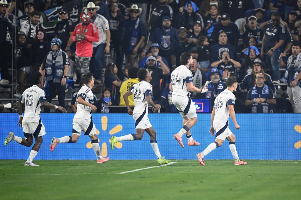 Die Whitecaps jubelten über zwei Tore in den ersten zehn Minuten.