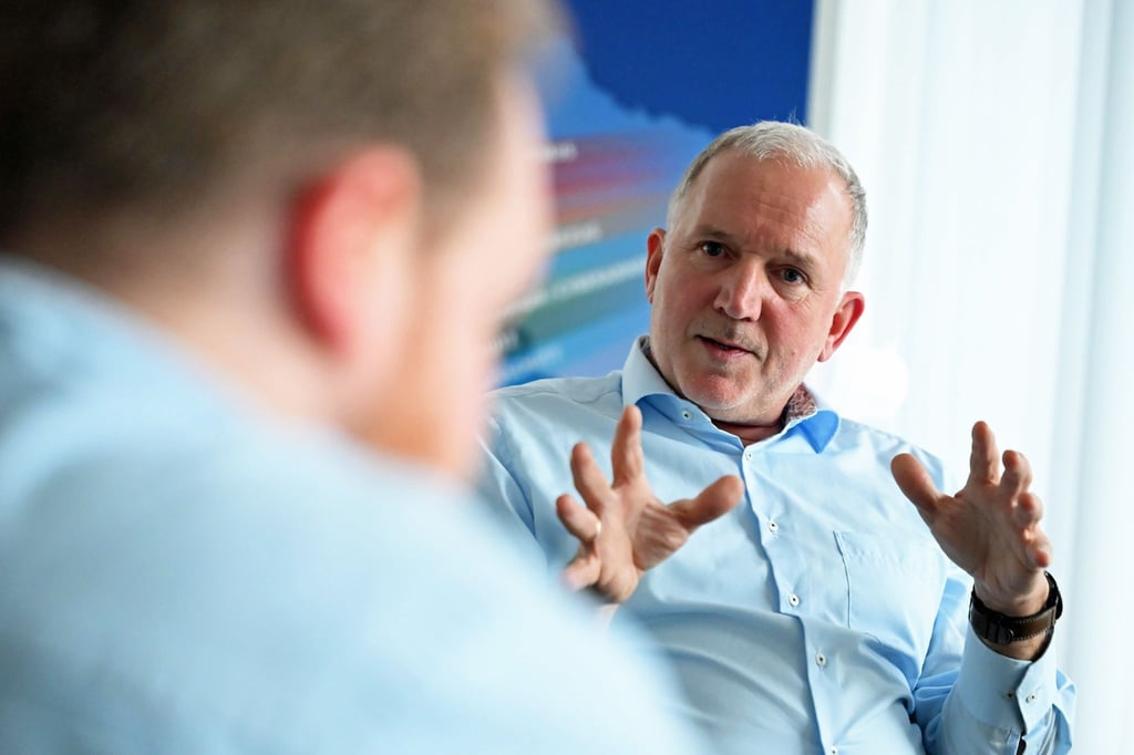 Die Radikalisierung von Einzelpersonen im Internet ist schwer zu erkennen, sagt Verfassungsschutzpräsident Pejril. (Archivbild)