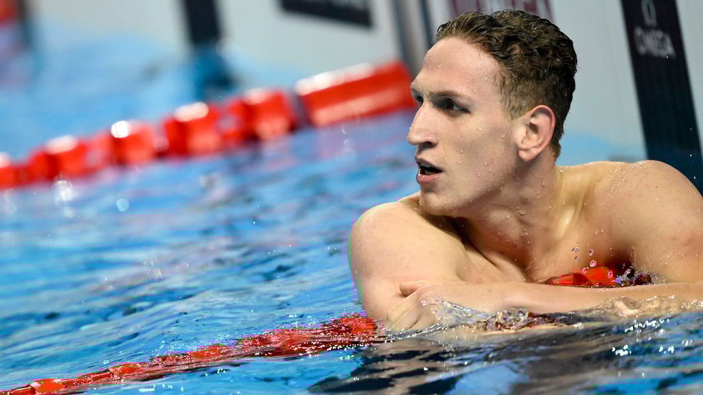 Zurück im Titelkampf: Lukas Märtens startet erstmals seit 2021 wieder bei internationalen Kurzbahn-Meisterschaften.