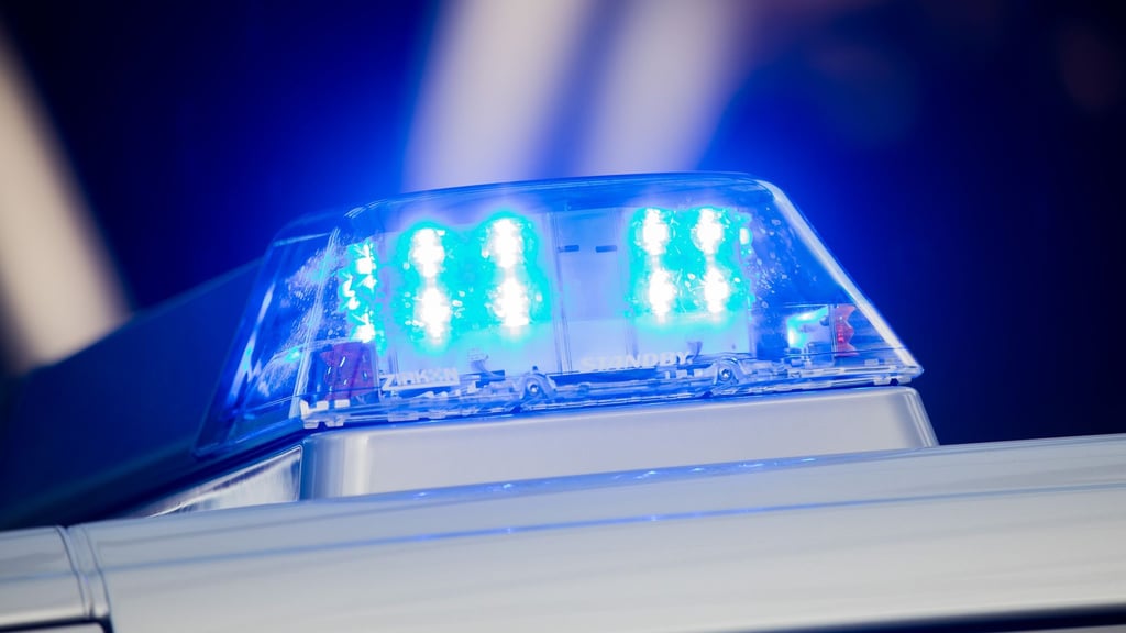 Betrunkener Motorradfahrer hat sich bei einem Sturz in Görzig leicht verletzt.