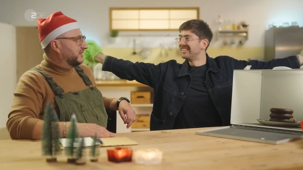 In der neusten Challenge muss Sebastian Lege (links) auf dem YouTube-Kanal von "Besseresser" einen Baumkuchen aus Salzwedel nachbacken.