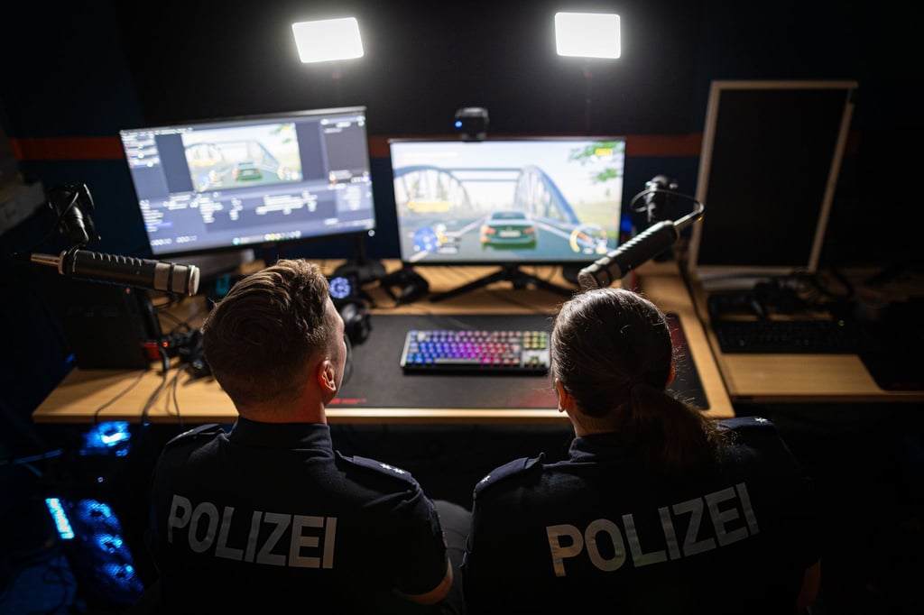 Die Polizei Hannover streamt auf Twitch - jetzt kommt das Landeskriminalamt Niedersachsen dazu. (Archivbild)
