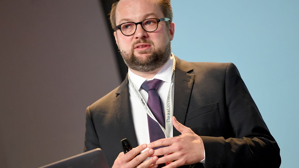 Oliver Nachtwey geht gemeinsam mit Carolin Amlinger der wachsenden Sehnsucht nach autoritärer Herrschaft nach. (Archivbild)