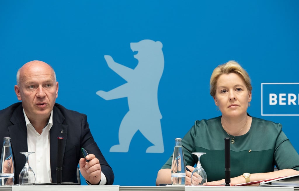 Berlins Regierender Bürgermeister Kai Wegner (CDU) und Wirtschaftssenatorin Franziska Giffey (SPD) wollen verstärkt auf Unternehmen aus der Sicherheits- und Verteidigungswirtschaft setzen. (Archivbild)