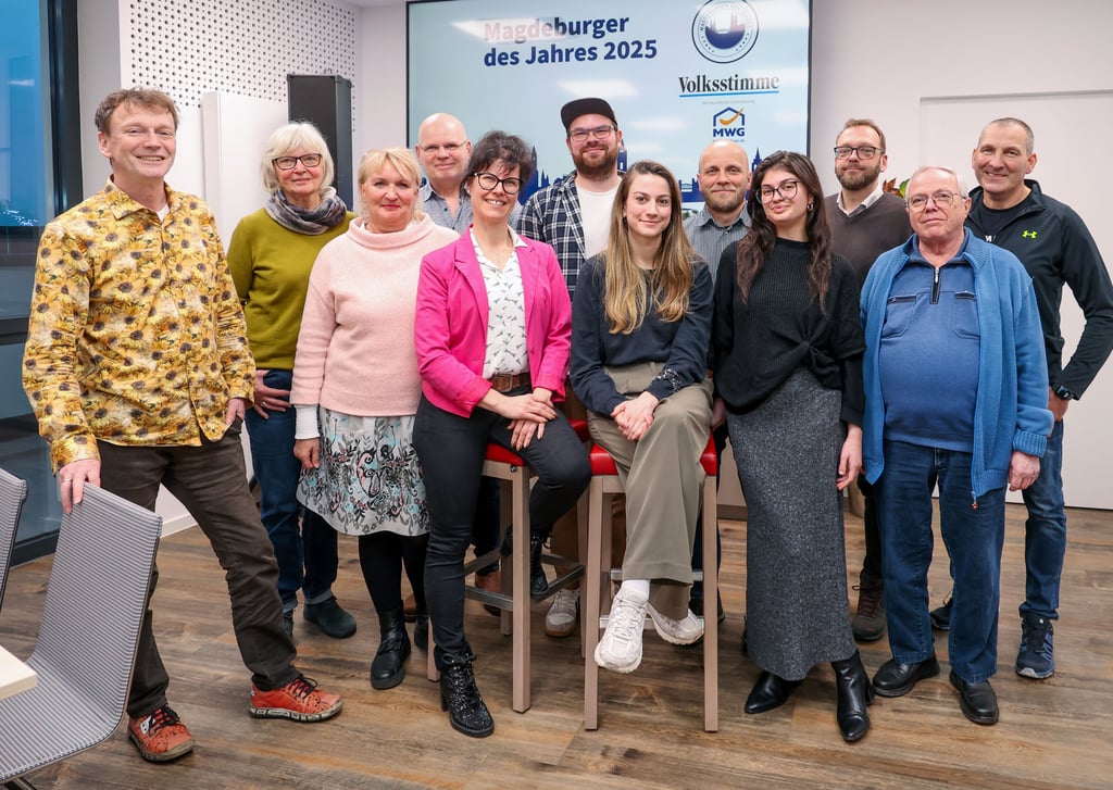Kennenlernen und gemütliches Beisammensein der Kandidaten für den Volksstimme-Titel „Magdeburger des Jahres 2025“. Im neuen MWG-Forum am Breiten Weg stellten sich die Kandidaten vor und wurden von Volksstimme-Lokalchef Rainer Schweingel und den Unterstützern und MWG-Vorständen Andreas Hartung und Thomas Fischbeck empfangen. 