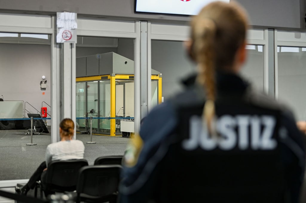 Im Prozess zum Anschlag werden weiter Geschädigte als Zeugen gehört. (Archivbild)