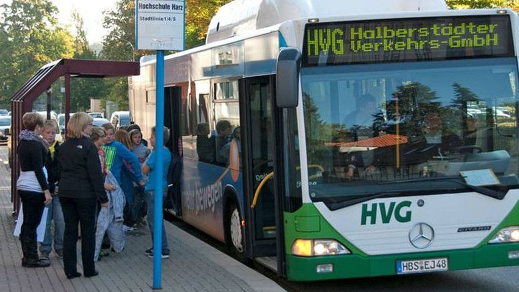 Passende Takte, gute Anbindungen und sinnvolle Takte. So will Oberbürgermeister Daniel Szarata den ÖPNV in Halberstadt zukunftsfest machen.
