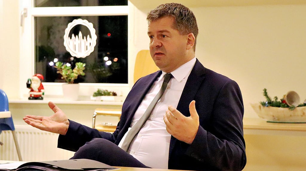 Wirtschaftsminister und CDU-Spitzenkandidat Sven Schulze hat Tangermünde besucht.