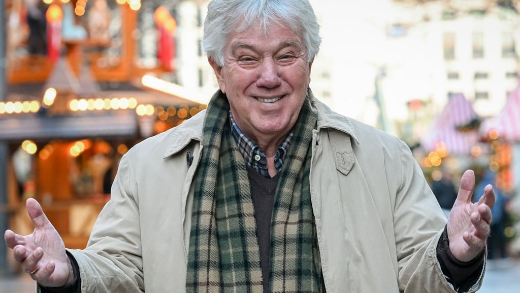 Ob jung oder alt - mit den Liedern von Rolf Zuckowski kann die Achtsamkeit auf der Straße geschärft werden. (Archivbild)