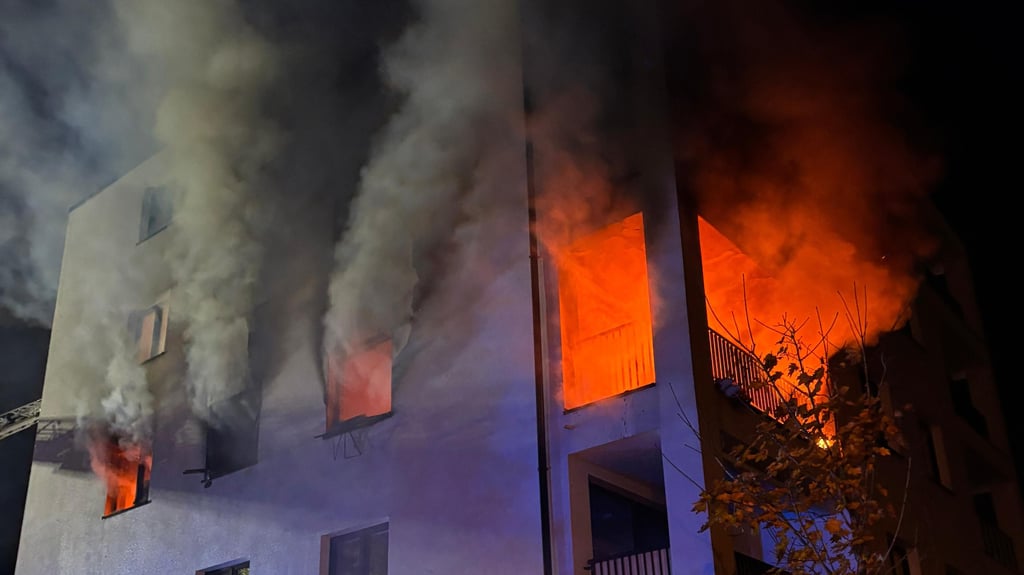 Die Feuerwehr war in der Südstadt in Halle im Großeinsatz.