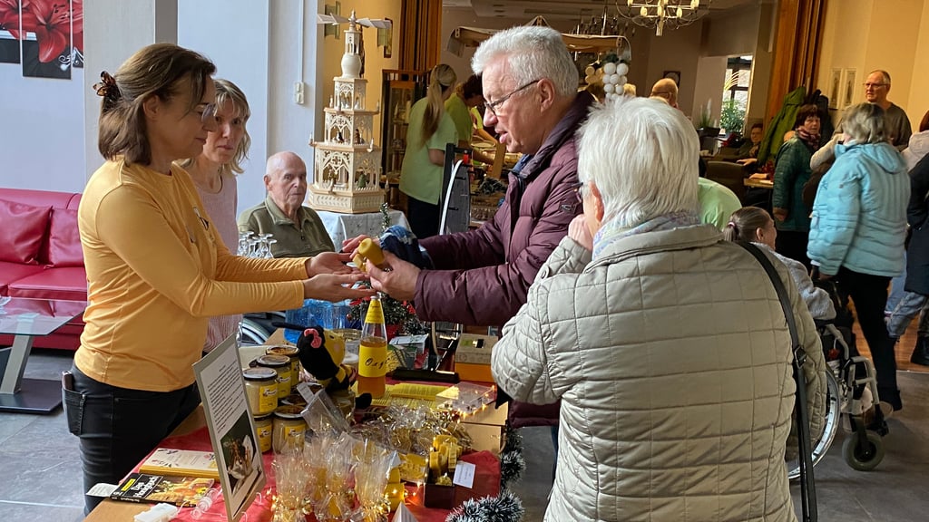 Mächtig was los war am Stand des Kreismuseums Jerichower Land, wo Honig angeboten wurde. 