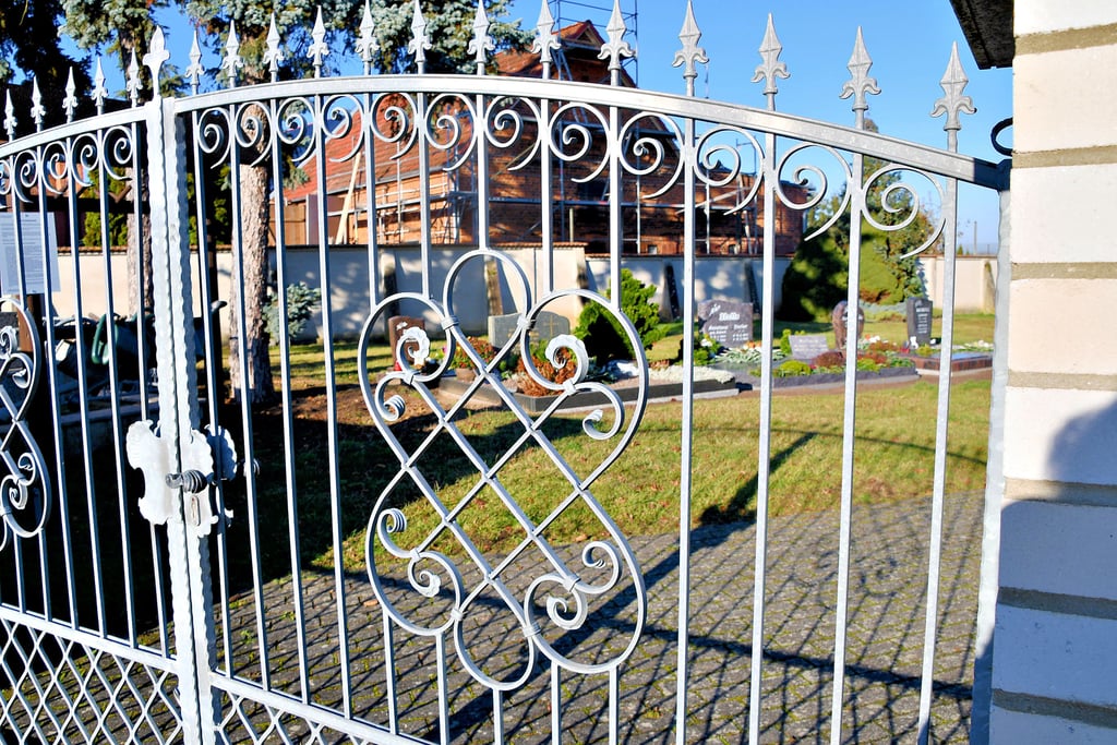 Der Friedhof in Laatzke. Die Stadt verkauft ein etwa 100 Quadratmeter großes Areal des Friedhofes. 