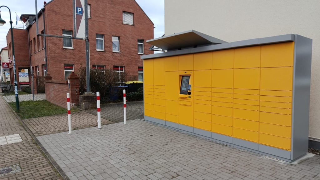 Nach einem langen Kampf mit der Deutsche Post steht die erhoffte Station nun an der B1 in Gerwisch.
