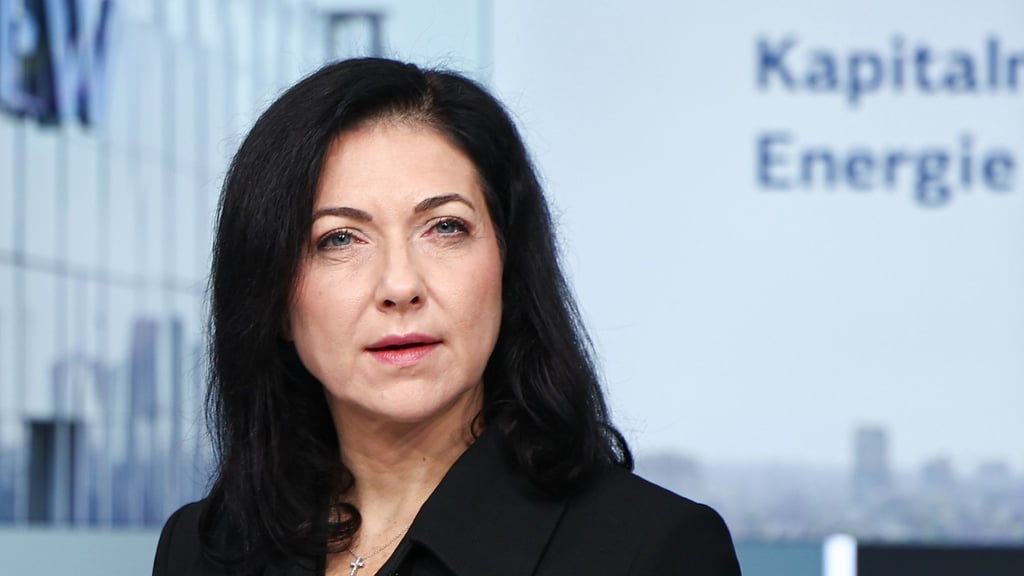 Wirtschaftsministerin Reiche wirbt in Frankfurt für den Standort Deutschland