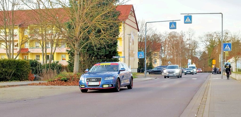 Mit einer Formel-1-Rennstrecke vergleicht Stadtrat Dirk Kuke  die Straße im Schlüsselkorb. 