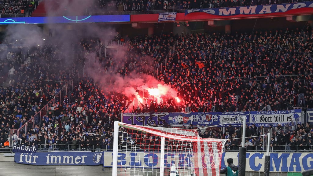 Wie imposant die Fans des 1. FC Magdeburg ihr Team am Dienstag unterstützten, sorgte für Bewunderung. Der Vandalismus sorgt hingegen für Empörung