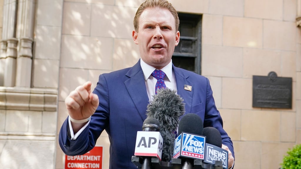 Schließt Razzien bei der Fußball-WM nicht aus: Andrew Giuliani.