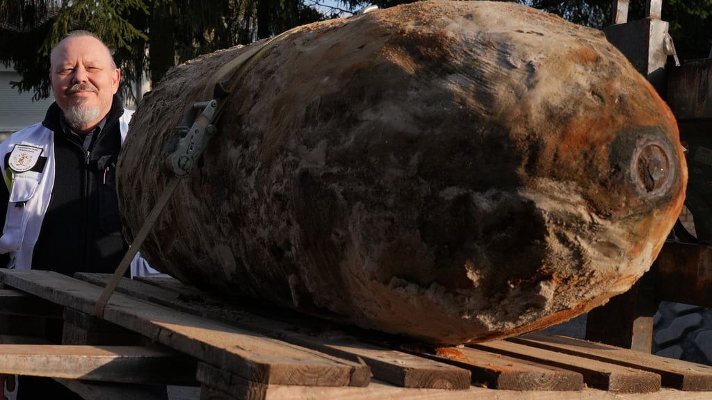 In Oranienburg liegen noch etliche Blindgänger unter der Erde. (Archivbild)