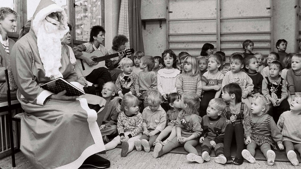 Für viele Ostdeutsche gehört ein bestimmtes Weihnachtsgefühl bis heute dazu. Da dürfen "Weihnachten in Familie" und Lametta nicht fehlen.