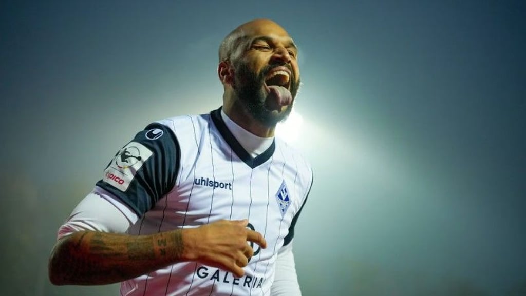 Terrence Boyd traf zuletzt doppelt in der dritten Liga für Waldhof Mannheim beim Sieg beim 1. FC Schweinfurt. Nun hat er sein baldiges Karriereende bekanntgegeben.