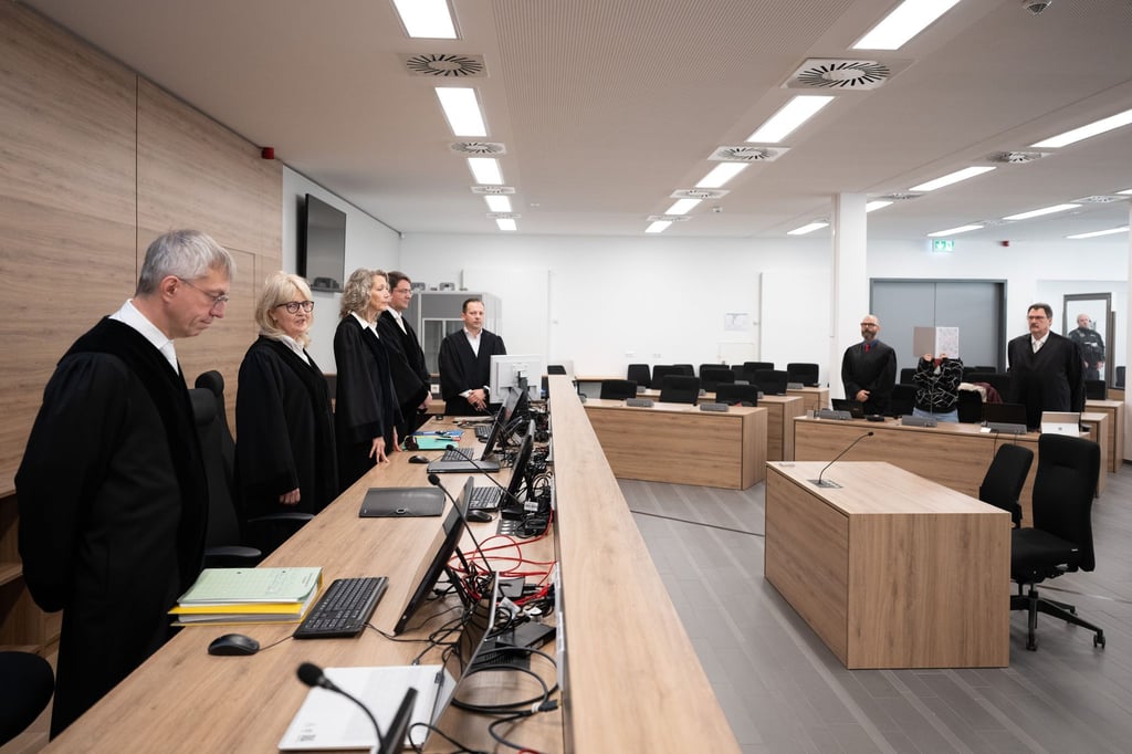 Emotionale Szenen im Prozess gegen mutmaßliche NSU-Unterstützerin.