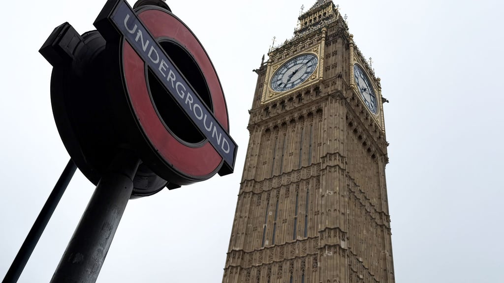 Mit dem Zug ohne Umstieg nach London? Die Deutsche Bahn und das Unternehmen Eurostar arbeiten an einer Direktverbindung, die Anfang der 2030er Jahre starten soll. (Archivbild)