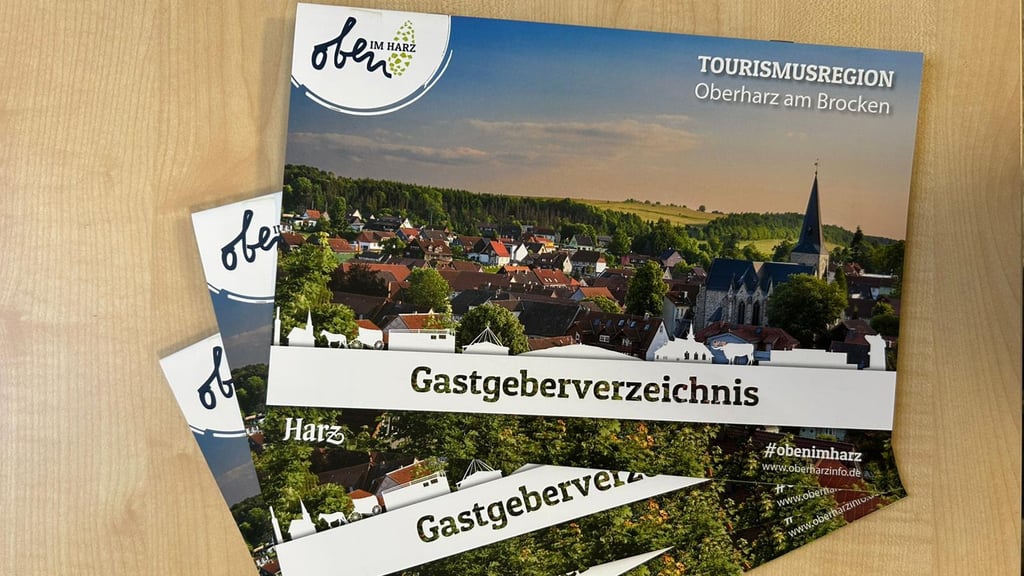 Das neue Gastgeberverzeichnis für den Oberharz ist sowohl in gedruckter als auch digitaler Variante verfügbar.