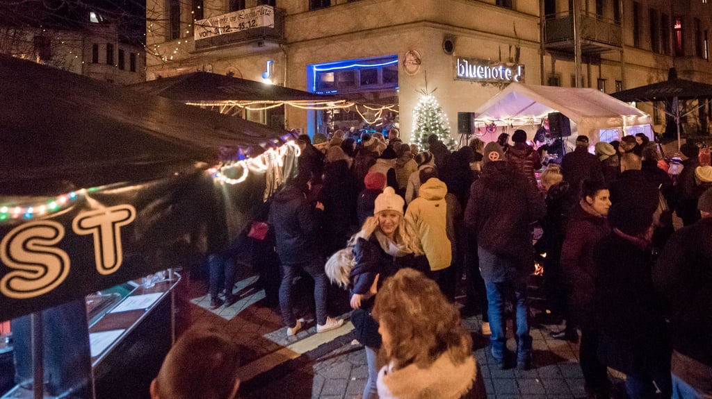 Der Lessingplatz in Magdeburg-Stadtfeld wird eine Woche lang zum Mini-Weihnachtsmarkt.