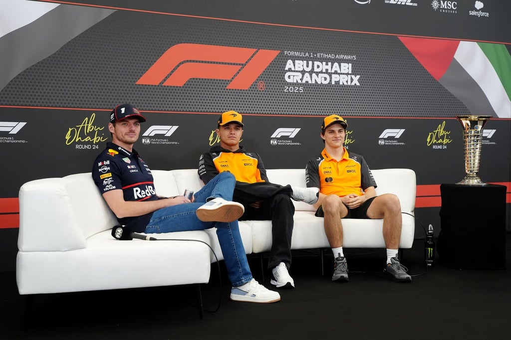 Die drei WM-Rivalen und der Pokal der Begierde.