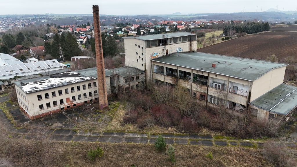 Die alte Großbäckerei in Hettstedt soll für neue Gewerbeflächen weichen.