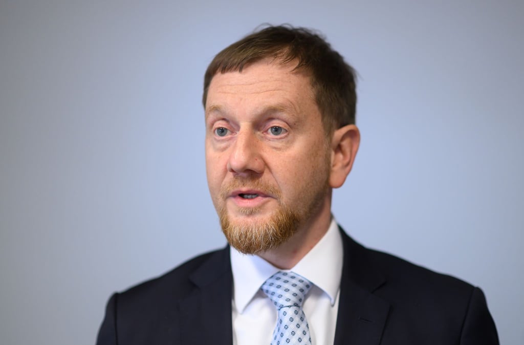 Sachsens Ministerpräsident Michael Kretschmer hält eine Entschuldigung von Arbeitsministerin Bärbel Bas wegen umstrittener Äußerungen für angemessen.