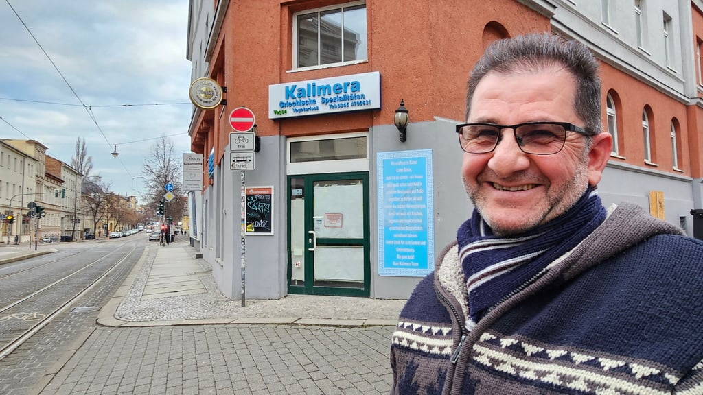 Saad Sonono will demnächst seinen neuen Imbiss eröffnen. Bekannt wurde der 54-Jährige mit dem (vermutlich) größten veganen Döner der Welt.