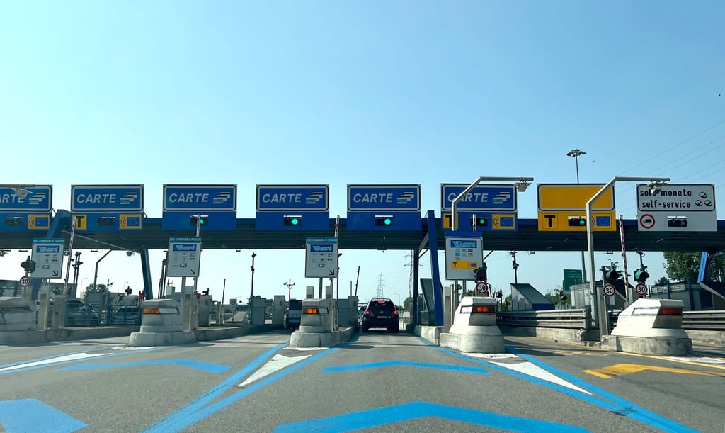 In Italien soll es bei Verspätungen wegen Autobahn-Baustellen jetzt Geld zurückgeben. (Archivfoto)