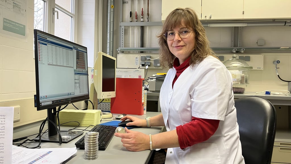 Alexandra Boritzki wurde für den herausragenden Abschluss ihrer Fortbildung von der IHK Halle-Dessau ausgezeichnet.