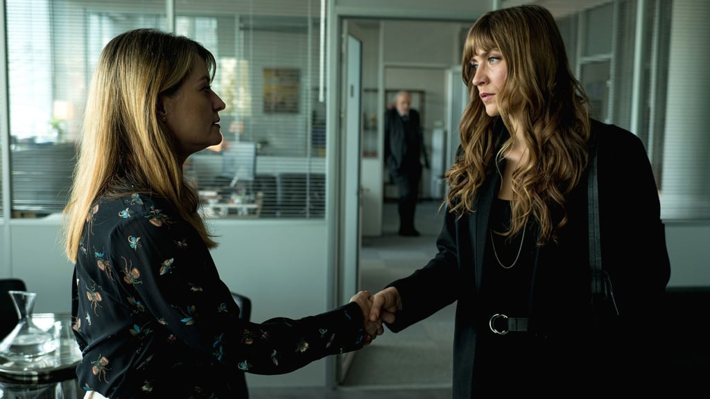 „Der Zürich-Krimi: Borchert und der Schlüssel zum Mord“: Hannah (Sophie Pfennigstorf, re.) und Dominique (Ina Paule Klink, li.) treffen eine Vereinbarung.