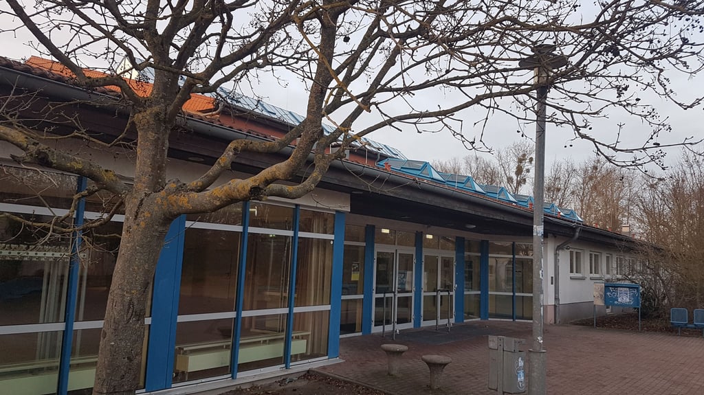 Nur eingeschränkt nutzbar: Die Wischelandhalle Seehausen (Altmark), ein Nachwendebau, ist zum Sorgenkind von Stadt und Landkreis Stendal geworden. 