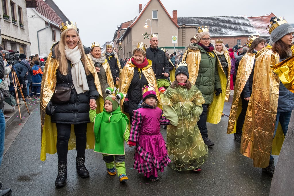 Sicherheitsbedenken ausgeräumt: Der Märchenumzug von Bad Bibra soll wieder die gewohnte Strecke durch die Stadt nehmen.