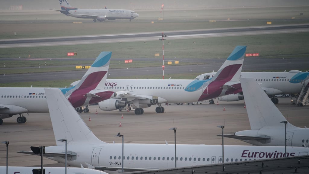Eine Eurowings-Maschine musste in Bilbao zwischenlanden. (Symbolbild)