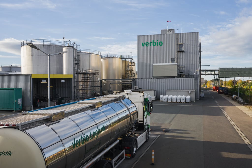 Der Biosprit-Hersteller Verbio investiert in Bitterfeld-Wolfen in neue Chemieanlagen. Das Unternehmen führt die Rangliste der umsatzstärksten Unternehmen an.