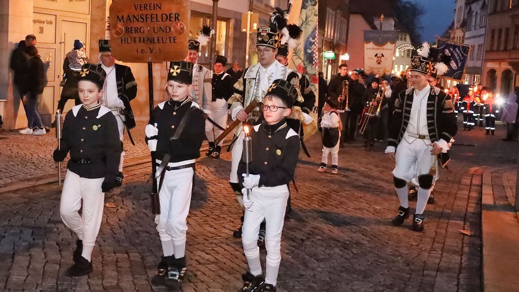 Die kleinen und großen Bergleute treffen sich wieder zur Bergparade in Eisleben.