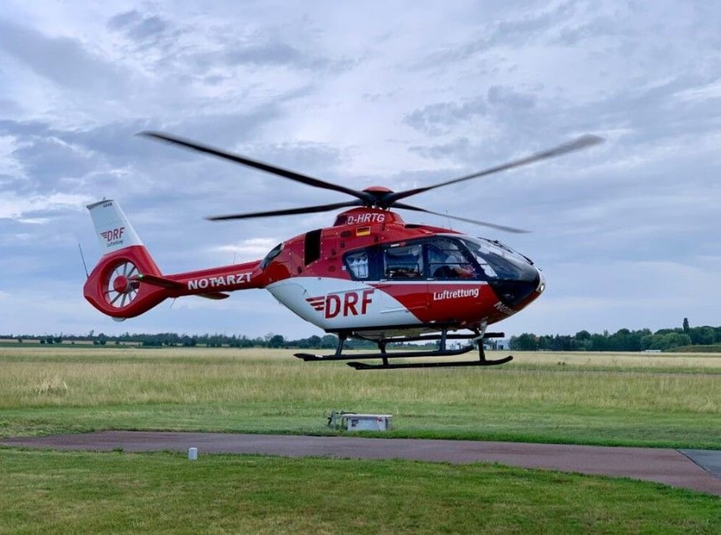 Ein Rettungshubschrauber hatte das schwer verletzte Kind in die Klinik geflogen.