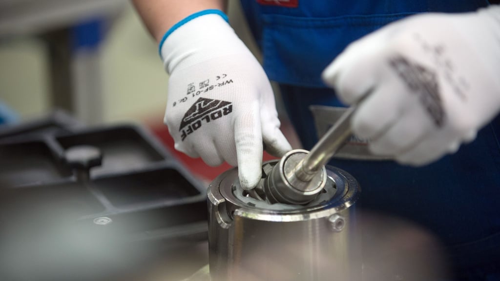 In Sachsen-Anhalt zählen rund 13.000 Arbeitsplätze zum Bereich der Automobilzulieferer. (Archivbild)