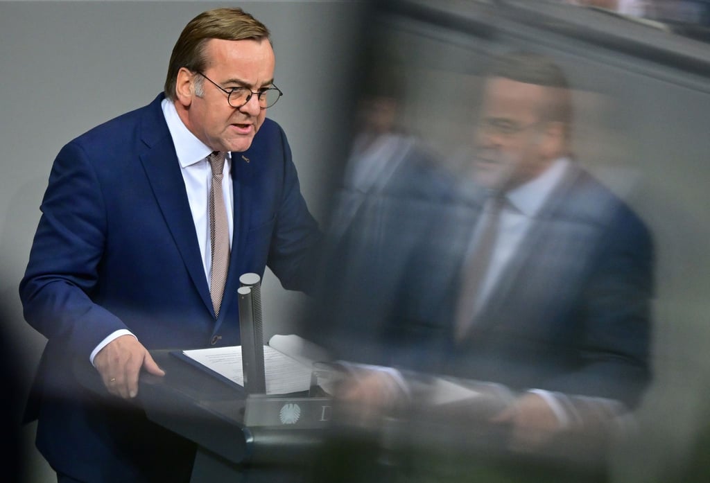 Verteidigungsminister Pistorius warb vor der Abstimmung im Bundestag für das neue Wehrdienstgesetz.