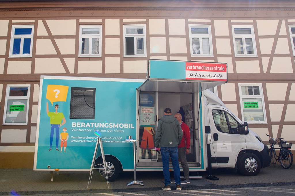 Die Verbraucherzentrale Sachsen-Anhalt warnt vor dubiosen Fprderunen im Zusammenhang mit vermeintlcien Bücherkäufen.  