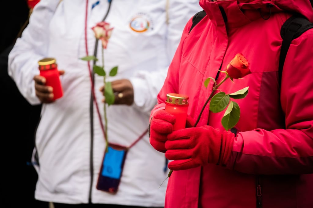 Mit einer Menschen-Lichter-Kette wollen Stadt und Religionsgemeinschaften an den Anschlag vor einem Jahr erinnern. (Archivbild)